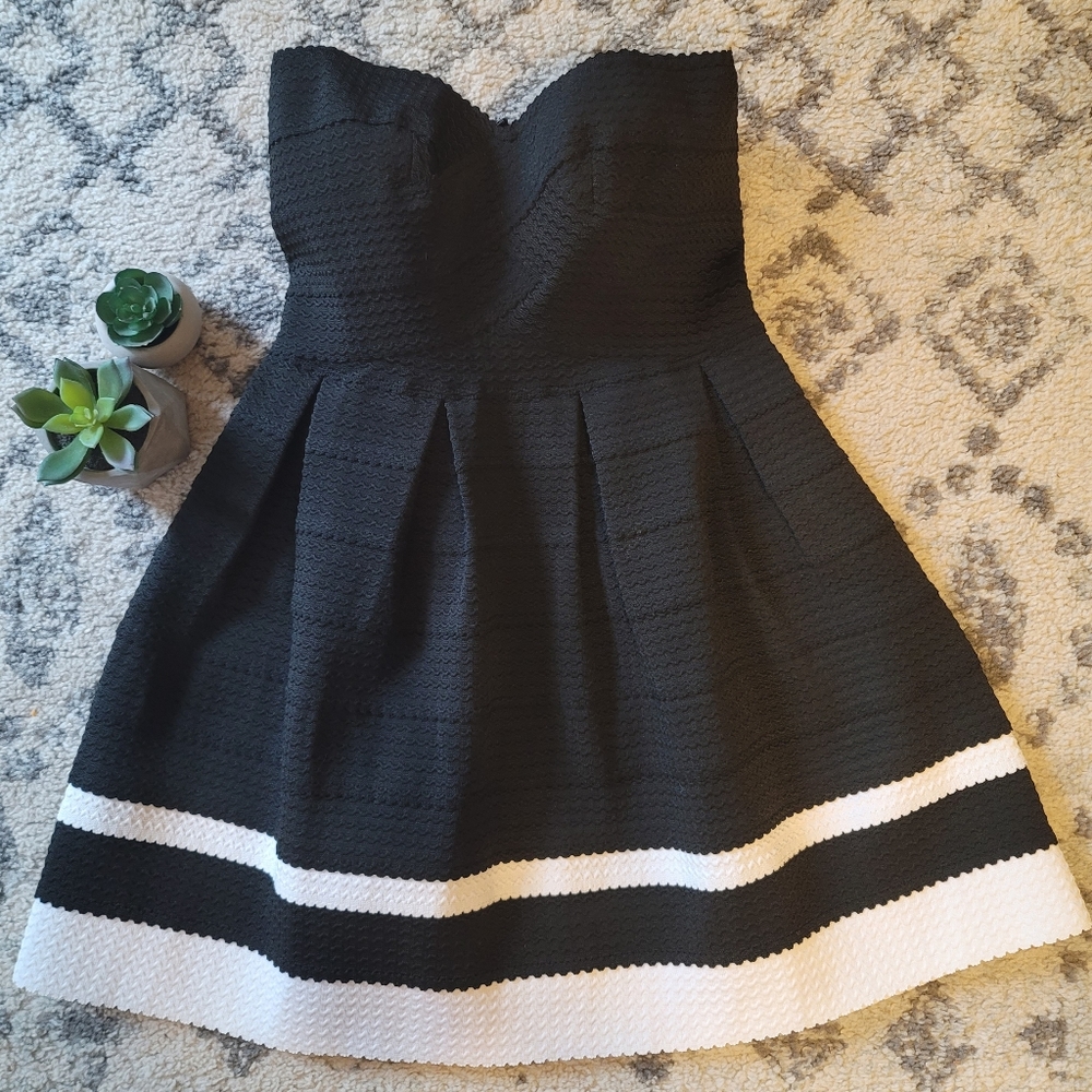 Blank and White, Mini, Fit and Flare, Bandage Dress